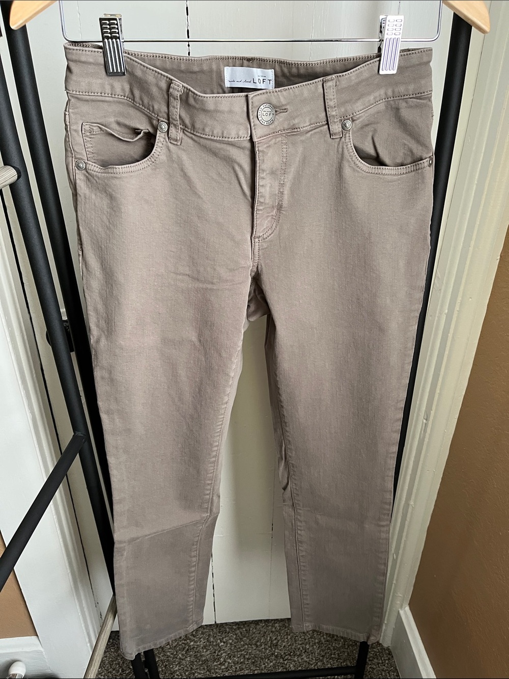LOFT Women's army green, curvy skinny crop Pants